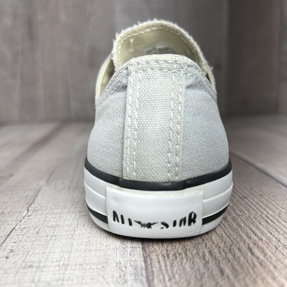 Converse Pre School Chuck Taylor All Star Lo Ox Trainers Shoes Gray Size 2 Youth - Picture 13 of 14